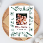 Cartes Pour Fêtes Annuelles Élégante photo de pin rustique Joyeux Noël<br><div class="desc">Cette Elégante Rustic Pine Family Photo Joyeux Noël Carte est un choix parfait cette période de vacances pour les familles qui aiment la simplicité ! Il dispose d'une photo de famille carré avec les souhaits de vacances> Joyeux Noël dans l'écriture moderne et votre nom de famille et année dans la...</div>