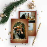 Cartes Pour Fêtes Annuelles Élégante poussière d'or 3 photos Joyeux Noël<br><div class="desc">La poussière d'or contre l'or de bronze festif crée un jour férié Joyeux Noël avec un script de calligraphie tourbillonnant écrit à la main. Remplacez facilement les détails de votre famille,  y compris 3 photos pour en faire votre propre.</div>