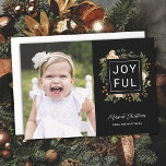 Cartes Pour Fêtes Annuelles Élégantes fleurs d'hiver | Joyeuse photo Noël H<br><div class="desc">Envoyez des cartes de fin de année photo élégants et élégants à vos amis et votre famille avec cette carte 1 photo à plat. Il présente un design floral peint à la main en vert olive foncé, en terre cuite orange brûlée, ivoire, et pêche sur un arrière - plan noir...</div>