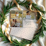 Cartes Pour Fêtes Annuelles Enveloppé dans la poitrine élégante Présente Photo<br><div class="desc">Célébrez la joie de la saison des Fêtes avec notre enveloppé dans l'élégant arc de joie présente photo collage carte de Noël." Cette carte est le parfait mélange d'élégance et de fantaisie, conçu pour présenter vos souvenirs chéris de manière délicieuse et festive. Le design de l'hôtel se distingue par son...</div>