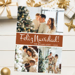 Cartes Pour Fêtes Annuelles Feliz Navidad Photo Collage<br><div class="desc">Cette fabuleuse 3 photo carte de vacances avec "Feliz Navidad!" dans une police de caractères de script moderne et votre nom de famille et année dans une police de caractères casquettes traditionnelle propre et nette, toutes deux en blanc sur terre cuite avec un dos assorti, est parfaite pour envoyer à...</div>