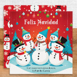Cartes Pour Fêtes Annuelles Feliz Navidad Snowmen Rouge Noël personnalisé<br><div class="desc">Souhaitez à vos amis et à votre famille une "Feliz Navidad" avec cette carte de Noël lumineuse et joyeuse. La carte accrocheuse présente plusieurs bonhomme de neige joyeux, sur un arrière - plan rouge orné de flocons de neige et d'ornements. Le salut espagnol traditionnel "Feliz Navidad" est situé en haut,...</div>