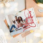 Cartes Pour Fêtes Annuelles Festif Red Script Joyeux Noël Pleine photo<br><div class="desc">Célébrez la saison avec ce script rouge festif Joyeux Noël carte de vacances photo complète avec une touche de charme élégant. Le design chic présente une palette de couleurs simples rouge et blanc, évoquant l'esprit cosy de l'hiver. Son attrait moderne et unique et sa formulation rustique créent un équilibre parfait...</div>