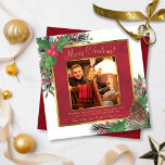 Cartes Pour Fêtes Annuelles Festive Holly & Pine Crimson Rouge Photo Noël<br><div class="desc">Cette belle carte présente un design traditionnel festif avec votre photo sur un arrière - plan rouge cramoisi marbré entouré d'un cadre en faux feuillage doré et une végétation hivernale peinte à la main, y compris des feuilles saints, des pinecones, des sprigs de baies et des branches de pin. La...</div>