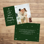 Cartes Pour Fêtes Annuelles Flocon de neige vert moderne Joyeux Noël Photo<br><div class="desc">Étendre la fête avec une carte de vacances "Modern Green Snowflake" Joyeux Noël photo de vacances. Ce design élégant présente une disposition contemporaine avec d'élégants flocons de neige verts délicatement répartis sur un arrière - plan propre, offrant un cadre parfait pour votre photo de famille chère. La typographie moderne complète...</div>