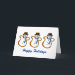 Cartes Pour Fêtes Annuelles Gite Snowman Cookie Noël Hanoukka<br><div class="desc">Les cartes présentent une illustration originale d'un cookie en forme de bonhomme de neige. Idéal pour envoyer des salutations de vacances! Cette illustration de Chanukah est également disponible sur d'autres produits. Ne vois-tu pas ce que tu cherches ? Vous avez besoin d'aide pour la personnalisation ? Contactez Rebecca pour avoir...</div>