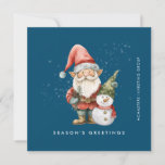 Cartes Pour Fêtes Annuelles Gnome et Snowman Salutations Business Flat<br><div class="desc">Un gnome habillé de rouge se dresse à côté d'un bonhomme de neige dans un elfe vert, le casquette et le foulard rouge. Ils sont entourés d'une poussière de neige blanche qui s'opère sur l'arrière - plan bleu foncé. L'esthétique minimaliste est réalisée avec une simple Bonnes Fêtes ci-dessous et le...</div>