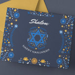 Cartes Pour Fêtes Annuelles Hanoukka<br><div class="desc">Voici une carte postale Marine Bleue et Hanoukka Jaune vibrante et joyeuse, conçue pour apporter chaleur et excitation à vos célébrations de vacances. Cette charmante carte postale présente une combinaison parfaite de couleurs qui symbolisent la richesse des traditions et le sens profond d'Hanoukka. La carte postale bleu marine et jaune...</div>