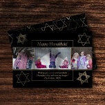 Cartes Pour Fêtes Annuelles Hanoukka moderne Gold Wishful Star de David 3 Phot<br><div class="desc">Minimal classique or Bar/Bat mitzvah et Hanoukka moderne Star de David contre un arrière - plan solide crée un design élégant et sophistiqué. Pour d'autres couleurs de coordination ou des produits correspondants,  visitez JustFharryn @ Zazzle.com ou contactez le concepteur,  c/o Fharryn@yahoo.com Tous droits réservés. #zazzlemade #christmasDécor</div>