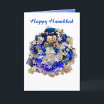 Cartes Pour Fêtes Annuelles Hanoukka Star moderne de David Snowman Wreath<br><div class="desc">Célébrez les fêtes juives avec cette belle et unique carte de voeux. Quelle belle carte pour bénir vos amis et votre famille pendant le Festival des Lumières. Ce design moderne présente un heureux bonhomme de neige portant un chapeau en velours bleu avec une étoile de David sur le bord, des...</div>
