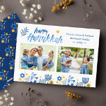 Cartes Pour Fêtes Annuelles Happy Hanoukka 2 Photo Festive juive<br><div class="desc">Envoyez vos souhaits avec cette Carte de vacances photo qui comporte un Script Happy Hanoukka Aquarelle et Symboles de Fêtes Juifs pour mettre en évidence votre message de bienvenue.</div>