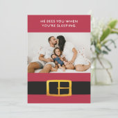 Cartes Pour Fêtes Annuelles Il vous voit quand vous dormez Photo (Debout devant)
