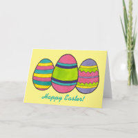 Joyeuse chasse aux oeufs peints colorés de Pâques
