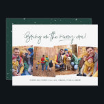 Cartes Pour Fêtes Annuelles Joyeux âge drôle quatre photo vert Noël<br><div class="desc">Venez à l'ère joyeuse ! Célébrez la saison de Noël avec cette carte de vacances amusante et intelligente quatre photos tendance. Parfait pour un collage de photos de vacances, ce design est de type moderne et un accueil personnalisable. La couleur vert foncé correspond à l'arrière avec un motif étoilé. Un...</div>