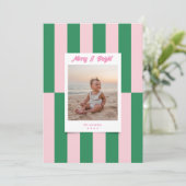 Cartes Pour Fêtes Annuelles Joyeux et rose vif et rayures vertes modernes (Debout devant)