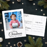 Cartes Pour Fêtes Annuelles Joyeux Noël 1 photo élégant script<br><div class="desc">Cette carte postale de Noël classe et élégante est parfaite pour envoyer des voeux de vacances à la famille et aux amis. Le recto de la carte est personnalisable avec l'un de vos portraits de famille préférés et dispose d'une typographie moderne fantaisiste de Noël Joyeux. Le verso de la carte...</div>