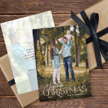 Cartes Pour Fêtes Annuelles Joyeux Noël Elégant 2 Photos Noël<br><div class="desc">Cette simple carte de Noël à la verticale présente un mélange d'élégants textes de serif et de script. Le design offre une photo complète sur le devant avec du texte gracieux superposé sur l'image. Au contraire, une deuxième photo sert de toile de fond muette, accompagnée d'un texte personnalisé pour votre...</div>