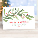 Cartes Pour Fêtes Annuelles Joyeux Noël Vert Rouge Végétation hivernale<br><div class="desc">Cette élégante carte de vacances "Joyeux Noël" dispose d'une branche d'hiver verte moderne et minimale aux accents de baies rouges. Le texte élégant peut être entièrement personnalisé avec votre choix de salutation,  nom de famille,  année,  et un message personnalisé à l'intérieur de la carte.</div>