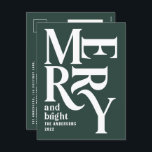 Cartes Pour Fêtes Annuelles Joyeux Noël vert simple et moderne<br><div class="desc">Moderne minimaliste traditionnel rétro typographie graphique vintage vert joyeux Noël carte de vacances. Une partie d'une collection de vacances audacieuse et amusante.</div>