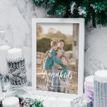 Cartes Pour Fêtes Annuelles Les petits font la vie grand<br><div class="desc">Les petits-enfants font la vie grandiose : Carte de Noël personnalisée pour la famille. Crédit photo Photographie © Storytree Studios,  Stanford,  CA. Modèle photo doit être remplacé par votre propre photo</div>