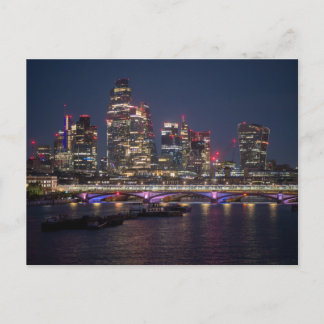 Cartes Pour Fêtes Annuelles Londres Skyline la nuit