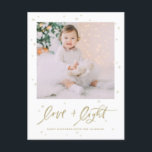 Cartes Pour Fêtes Annuelles Love & Light Brush Lettering Gold Happy Hanoukka<br><div class="desc">Heureux Hanoukka ! Envoyez des voeux et des salutations de vacances à votre famille et à vos amis avec cette carte postale de vacances photo. Il présente la calligraphie de brosse citation "Amour & Lumière" avec des accents d'étoiles. Personnalisez en ajoutant des noms, des messages et des photos. Ce design...</div>