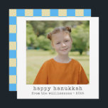 Cartes Pour Fêtes Annuelles Machine à écrire photo Retro Blue Checkerboard Han<br><div class="desc">Bonne Hanoukka | Carte de vacances minimaliste avec Motif en damier en bleu sur le dos</div>