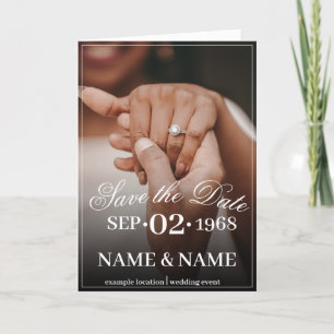 Cartes Pour Fêtes Annuelles Mains d'un couple mariage avec une bague