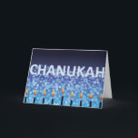 Cartes Pour Fêtes Annuelles Menorah et Snow<br><div class="desc">Wish someone a happy Chanukah with this beautiful Chanukah greeting card. This card portrays a calm and peaceful image of the menorah with gentle snowflakes tomber dans le background. Anyone would love to open up an enveloppe with this Chanukah greeting card inside. Et qui est-ce que ça veut dire "enjoy...</div>