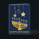 Cartes Pour Fêtes Annuelles Menorah Happy Hanoukka<br><div class="desc">Menorah Happy Hanoukka Holiday Card dispose d'étoiles dorées et de bougies Hanoukka.L'intérieur de la carte a un modèle de message personnel.Cliquez sur le bouton de personnalisation pour la customiser avec votre propre texte.</div>