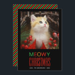Cartes Pour Fêtes Annuelles Meowy Christmas Pet Cat Photo Amoureux des animaux<br><div class="desc">Une carte de Noël photo pour les amoureux de les chats. Il a dans la partie supérieure une photo d'espace réservé d'un chaton gingembre mignon parmi les décorations de Noël rouge et vert. Dans la partie inférieure, il y a le texte : "Meowy Christmas" en casquette grand, et le nom...</div>
