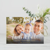 Cartes Pour Fêtes Annuelles Merci Élégant Script Photo Thanksgiving (Debout devant)