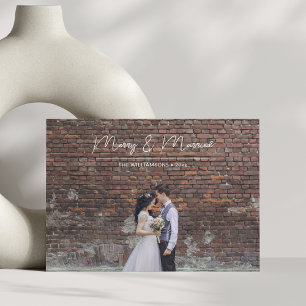 Cartes Pour Fêtes Annuelles Merry Married Écriture Superposée Photo de Mariage