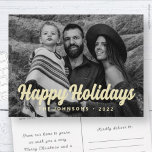 Cartes Pour Fêtes Annuelles Moderne Simple Cursive Script Grey Photo de famill<br><div class="desc">Le design se compose d'une simple typographie cursive joueuse. Ajoutez le nom,  l'année et le message personnalisé de votre famille. Disponible ici : http://www.zazzle.com/store/selectpartysupplies</div>