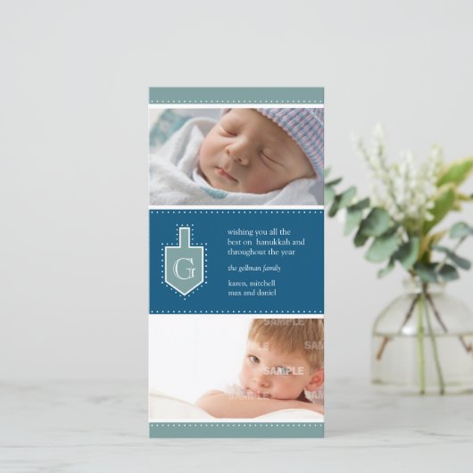 Cartes Pour Fêtes Annuelles Monogram Hanukkah Dreidel (Debout devant)
