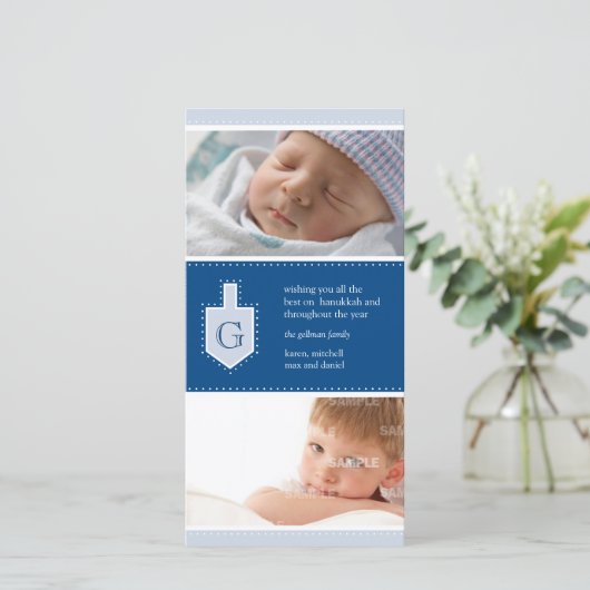 Cartes Pour Fêtes Annuelles Monogram Hanukkah Dreidel (Debout devant)