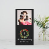 Cartes Pour Fêtes Annuelles Monogramme classique Holly Wreath Custom Christmas (Debout devant)