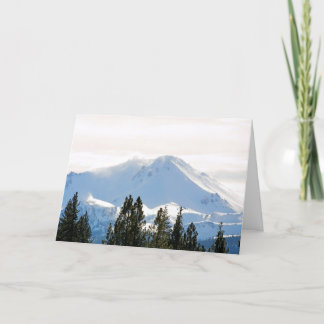 Cartes Pour Fêtes Annuelles Montagne couverte de neige