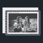 Cartes Pour Fêtes Annuelles Motif moderne du milieu du siècle en Blue Hanoukka<br><div class="desc">Des lignes modernes,  modernes et simples et rétro du milieu du siècle moderne motif en bleu et blanc pour Hanoukka,  personnalisées avec votre nom et votre photo.</div>