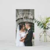 Cartes Pour Fêtes Annuelles Notre premier Noël en tant que Monsieur et Madame (Debout devant)