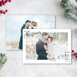 Cartes Pour Fêtes Annuelles Notre première photo de Noël<br><div class="desc">Cette belle et moderne Carte de Noël de Noël nouvellement mariée présente votre photo horizontale de mariage derrière une frontière blanche, avec les mots 'Noël' et 'Mr. & Mme' dans une typographie manuscrite moderne. Permet le nouveau nom de votre époux, ainsi que la date du mariage. Le texte est noir...</div>