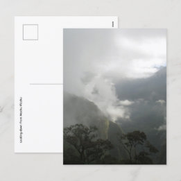 Cartes Pour Fêtes Annuelles Nuages gris argenté au-dessus des montagnes