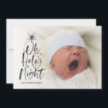 Cartes Pour Fêtes Annuelles Oh Holy Night | Photo de vacances<br><div class="desc">Faire-part de naissance de vacances avec script de calligraphie moderne et une étoile brillante qui a une apparence de texture brossée. Personnalisez avec votre propre photo et texte à l'avant et à l'arrière. Le dos a un motif de flocon bleu clair avec la même texture brossée et va avec le...</div>