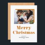 Cartes Pour Fêtes Annuelles Orange Festive Bold Typographie Noël Photo<br><div class="desc">Joyeux Noël! Envoyez des salutations festives cette saison de Noël avec cette carte à plat de Noël personnalisable. Il est doté d'une typographie orange et d'un motif à rayures. Personnalisez en ajoutant une photo, des noms, l'année et d'autres détails. Cette carte de Noël photo moderne est disponible dans d'autres cartons....</div>
