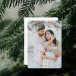 Cartes Pour Fêtes Annuelles Photo de couple au pin aquarelle arrondi<br><div class="desc">Carte de Noël avec photo de feuillage de pin aquarelle arrondi.</div>
