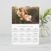 Cartes Pour Fêtes Annuelles Photo de famille 2026 Calendrier 12 Mois Monogramm (Debout devant)