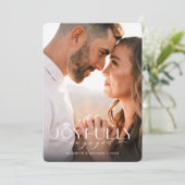 Cartes Pour Fêtes Annuelles Photo de fiançailles Joyeusement Fiancés  (Debout devant)