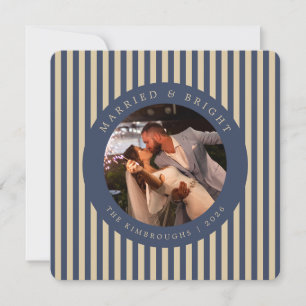 Cartes Pour Fêtes Annuelles Photo de jeunes mariés modernes rayés et lumineux