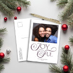 Cartes Pour Fêtes Annuelles Photo de Noël Joyeux bleu de la Marine moderne<br><div class="desc">Photo de Noël Joyful de la Marine moderne Carte postale avec une typographie branchée en bleu marine élégant. Les cartes postales sont un moyen amusant et moins cher d'envoyer vos voeux de vacances cette année! Veuillez nous contacter à cedarandstring@gmail.com si vous avez besoin d'aide pour la conception ou les produits...</div>