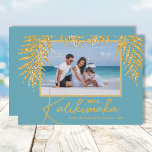 Cartes Pour Fêtes Annuelles Photo de Noël Tropical Mele Kalikimaka<br><div class="desc">Des frondes de palmier à parties scintillant en faux or glamour sur un arrière - plan turquoise mettent en valeur votre photo préférée sur ces cartes de Noël de vacances. Mele Kalikimaka et vos noms sur le fond en lettres chic. Haute Définition pour une qualité optimale. PLUS DE COULEURS et...</div>